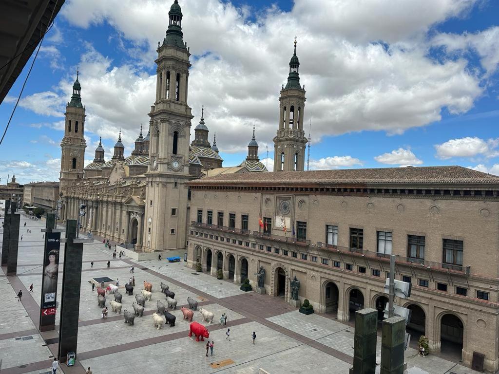 Dos Torres Valinor - Plaza Del Pilar Apartment Zaragoza Luaran gambar
