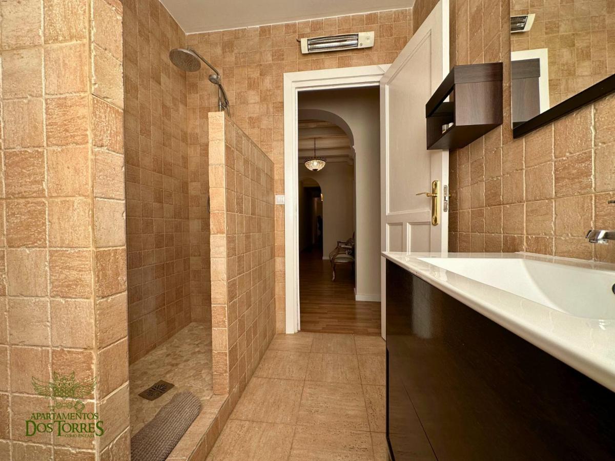 Dos Torres Valinor - Plaza Del Pilar Apartment Zaragoza Luaran gambar