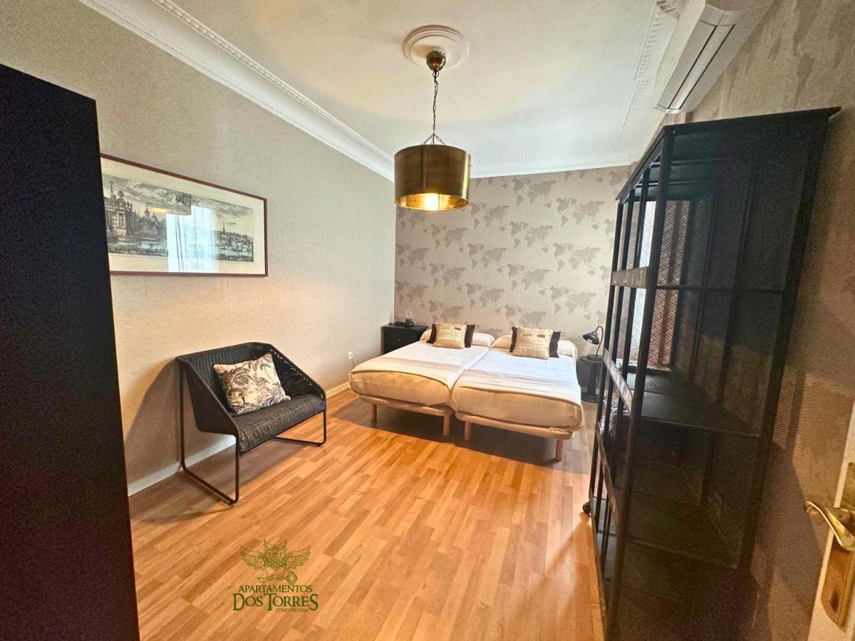 Dos Torres Valinor - Plaza Del Pilar Apartment Zaragoza Luaran gambar